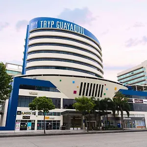 Hotel Tryp By Wyndham Airport