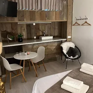  Bed and breakfast Ruime Luxe In Centrum Met Badkamer! Bélgica